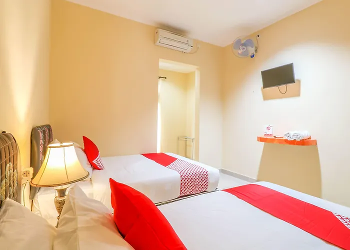 Oyo 2280 Guntur Ii Hotel