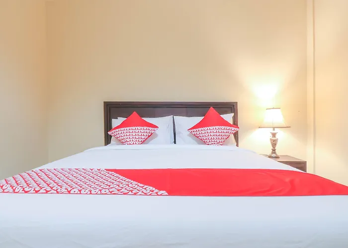 Hotel Oyo 2280 Guntur Ii 2*