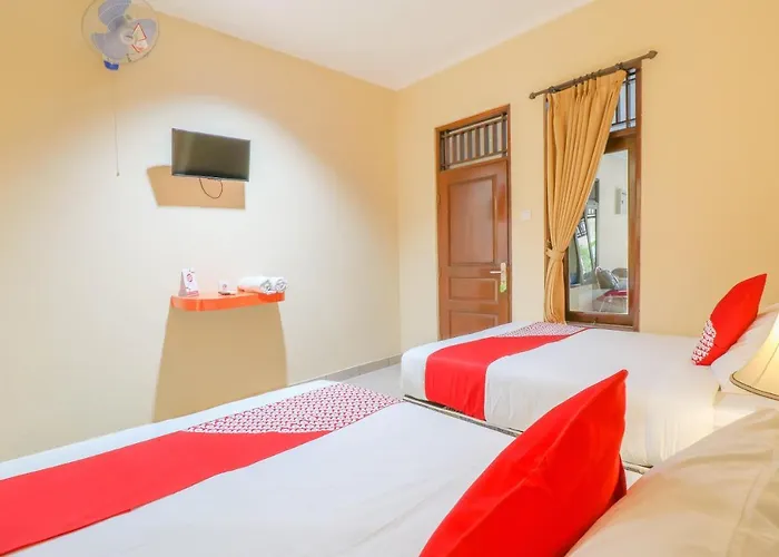 Oyo 2280 Guntur Ii Hotel